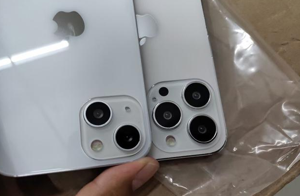 带岭苹果手机维修分享iPhone 13‌机模长什么样 