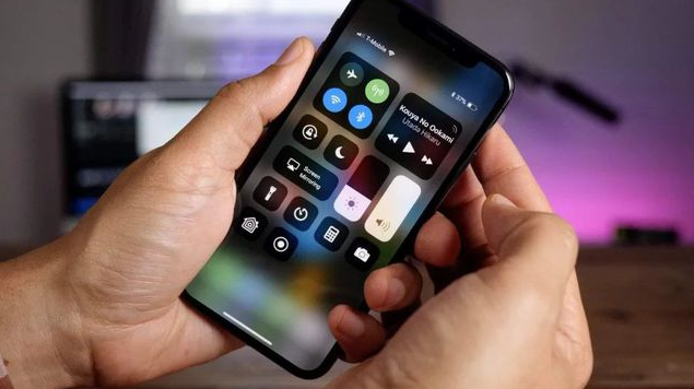 带岭苹果手机维修分享iPhone 12信号差怎么办 